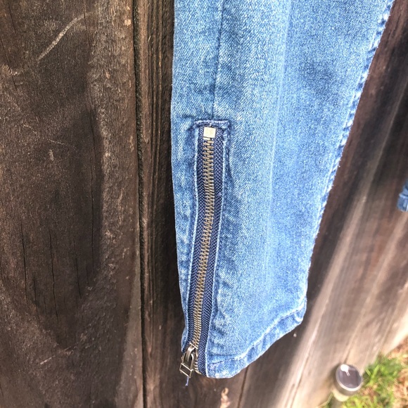 Jeans - Picture 3 of 3